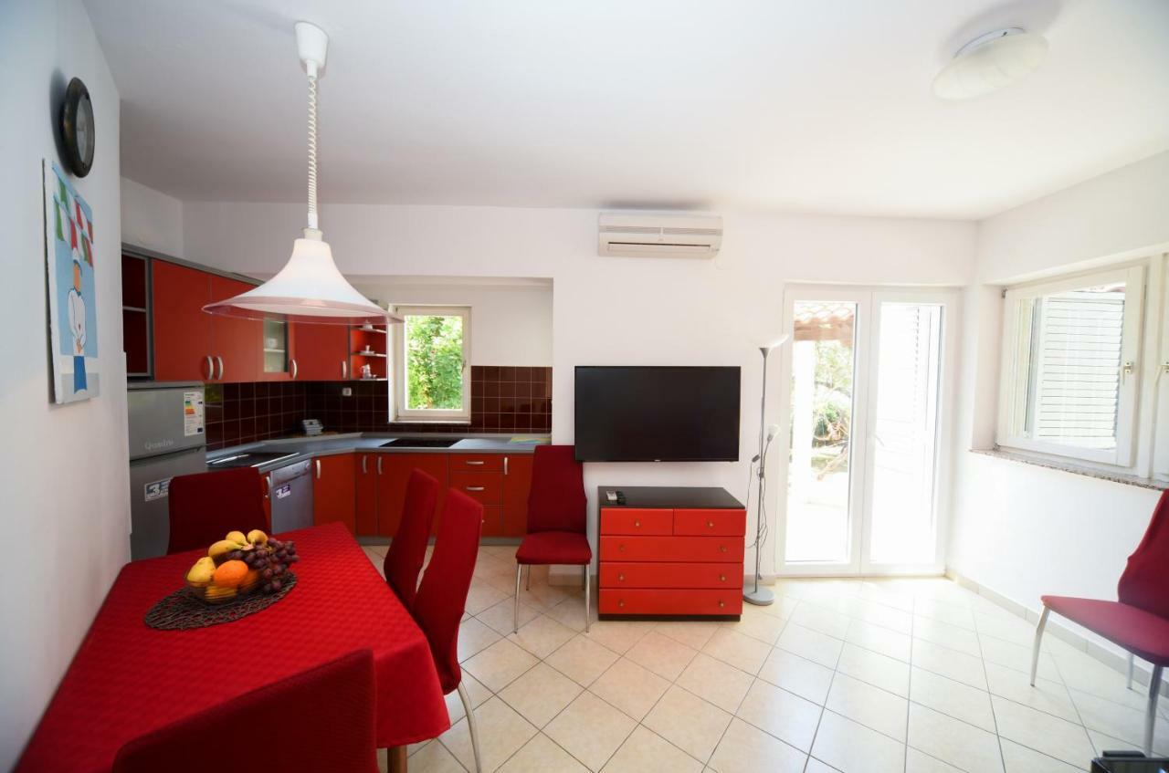 Apartments Dvori Новаля Екстер'єр фото