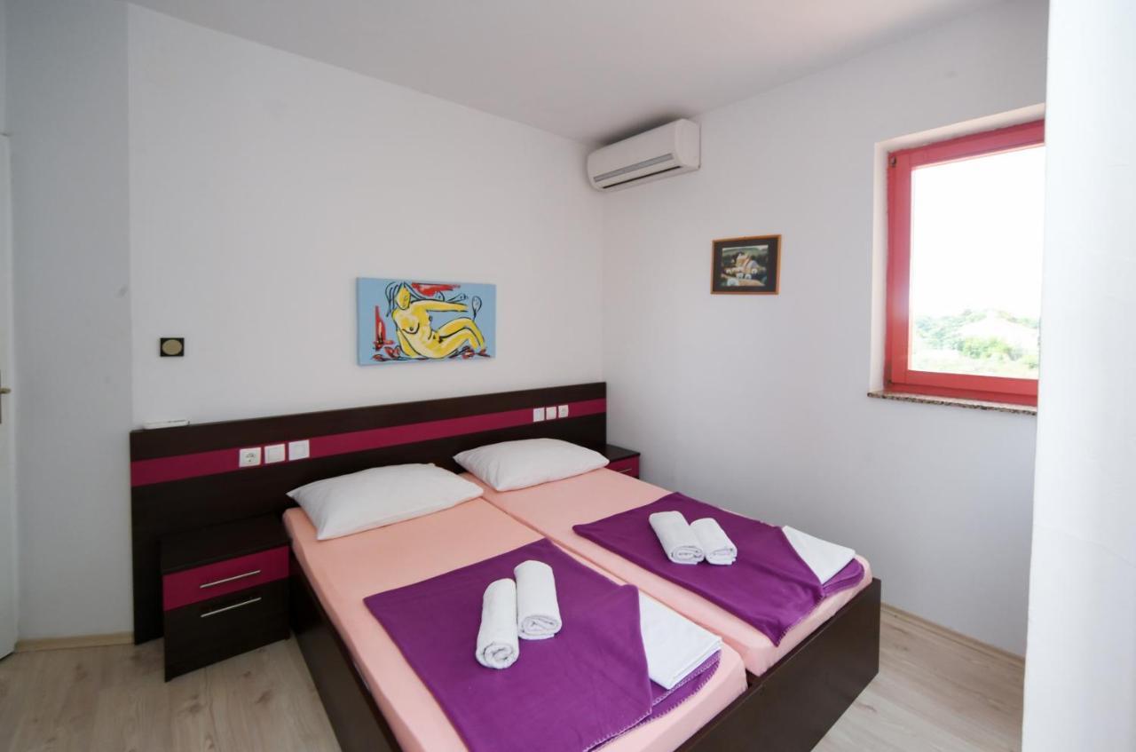 Apartments Dvori Новаля Екстер'єр фото